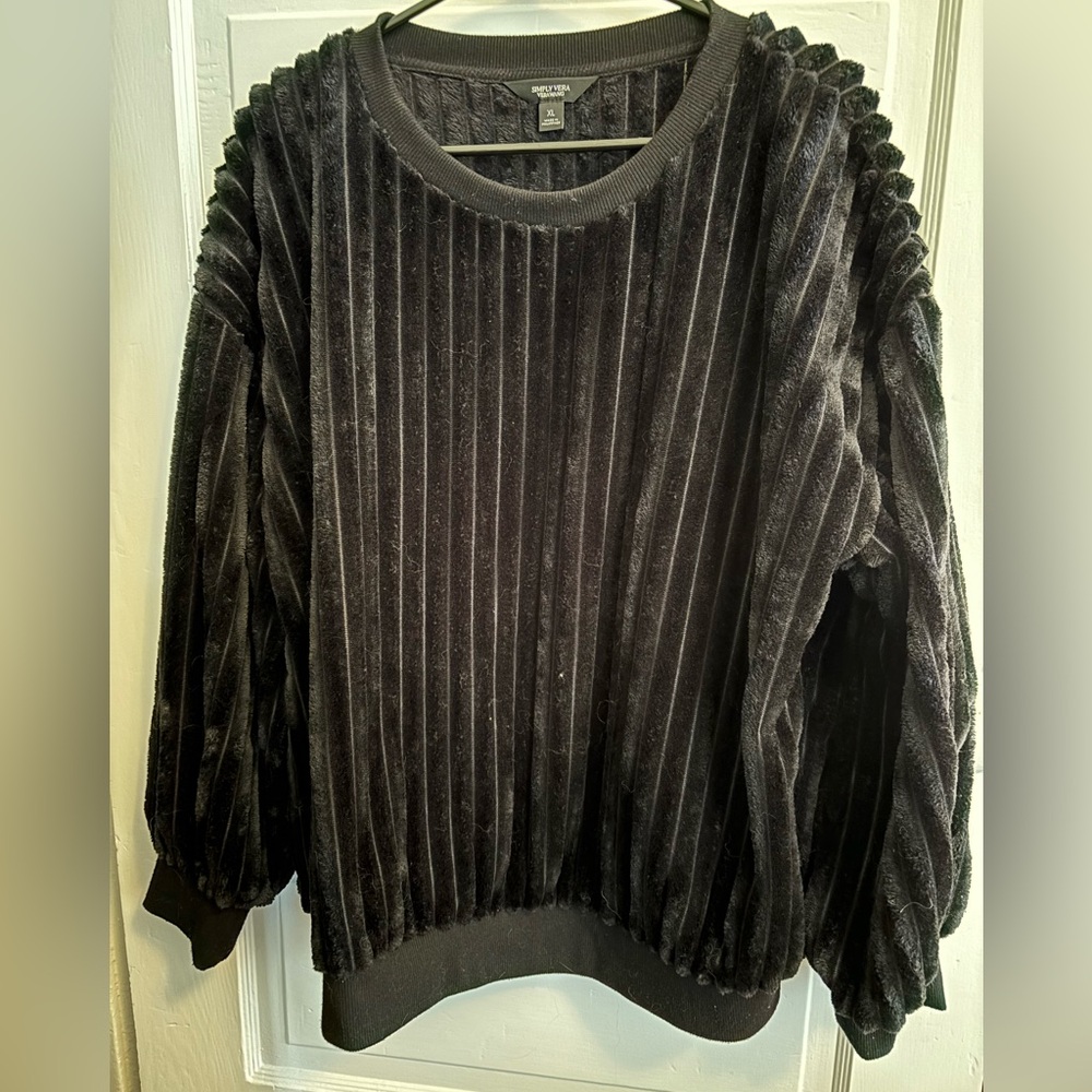Simply Vera Vera Wang Women’s Size XL Faux Fur long sleeve top
